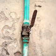 Humedades fuera: diagnóstico forense y reparación quirúrgica en Tenerife Sur. Detenga las filtraciones hoy. Ingeniería hidráulica avanzada a su servicio.